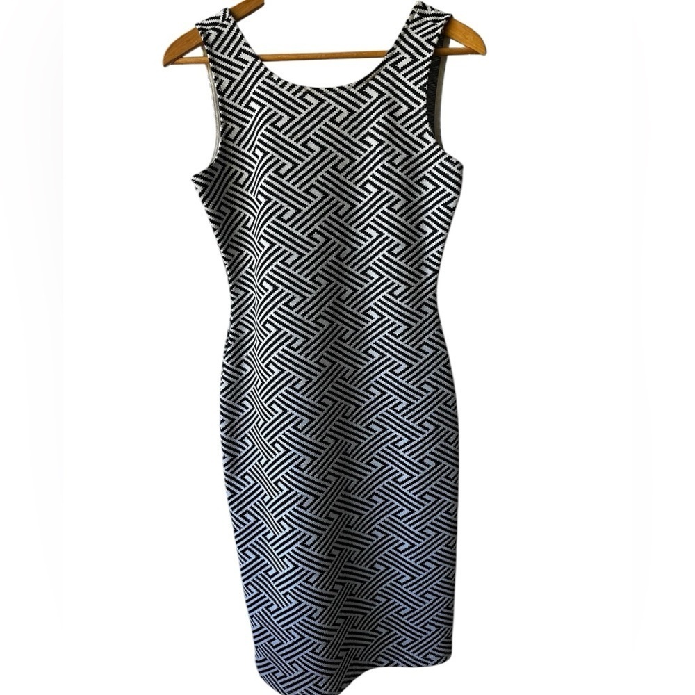RD Style Dress Sleeveless Scoopneck Geometric Chevron